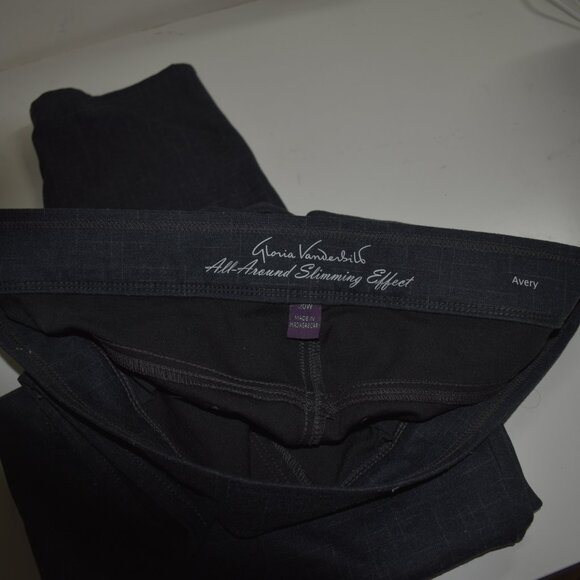 Avery Pull-on Pants - Charcoal Gray Plaid - Sz 20 - Gloria Vanderbilt - Picture 4 of 5